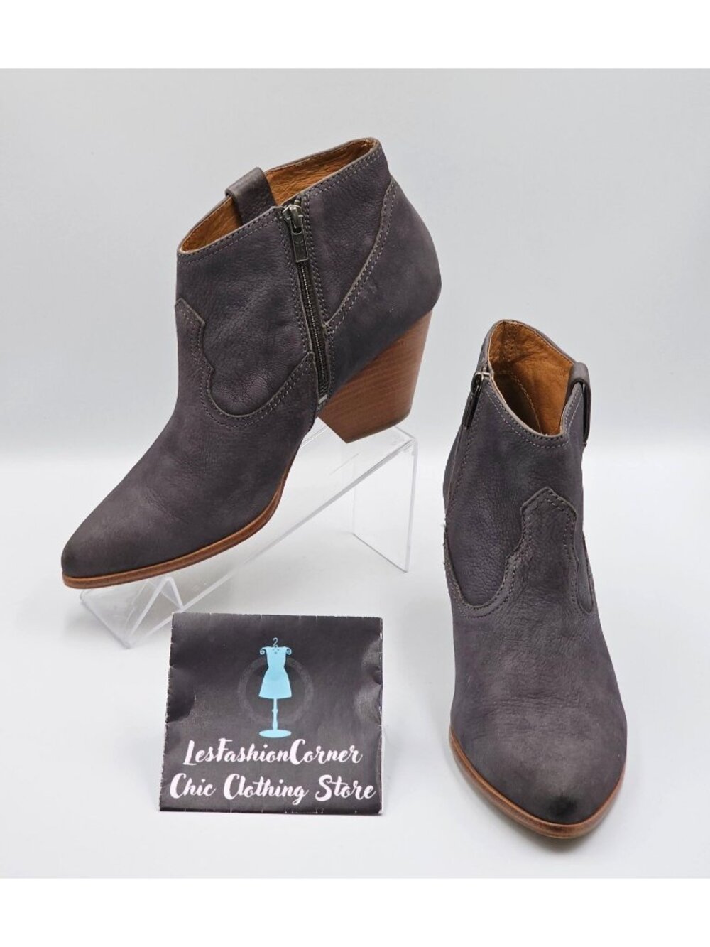 Frye Women's Gray Nubuck Leather Rory Western Ankle Zip Bootie Size 10M 2325